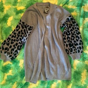 Leopard puffy sleeve cardigan